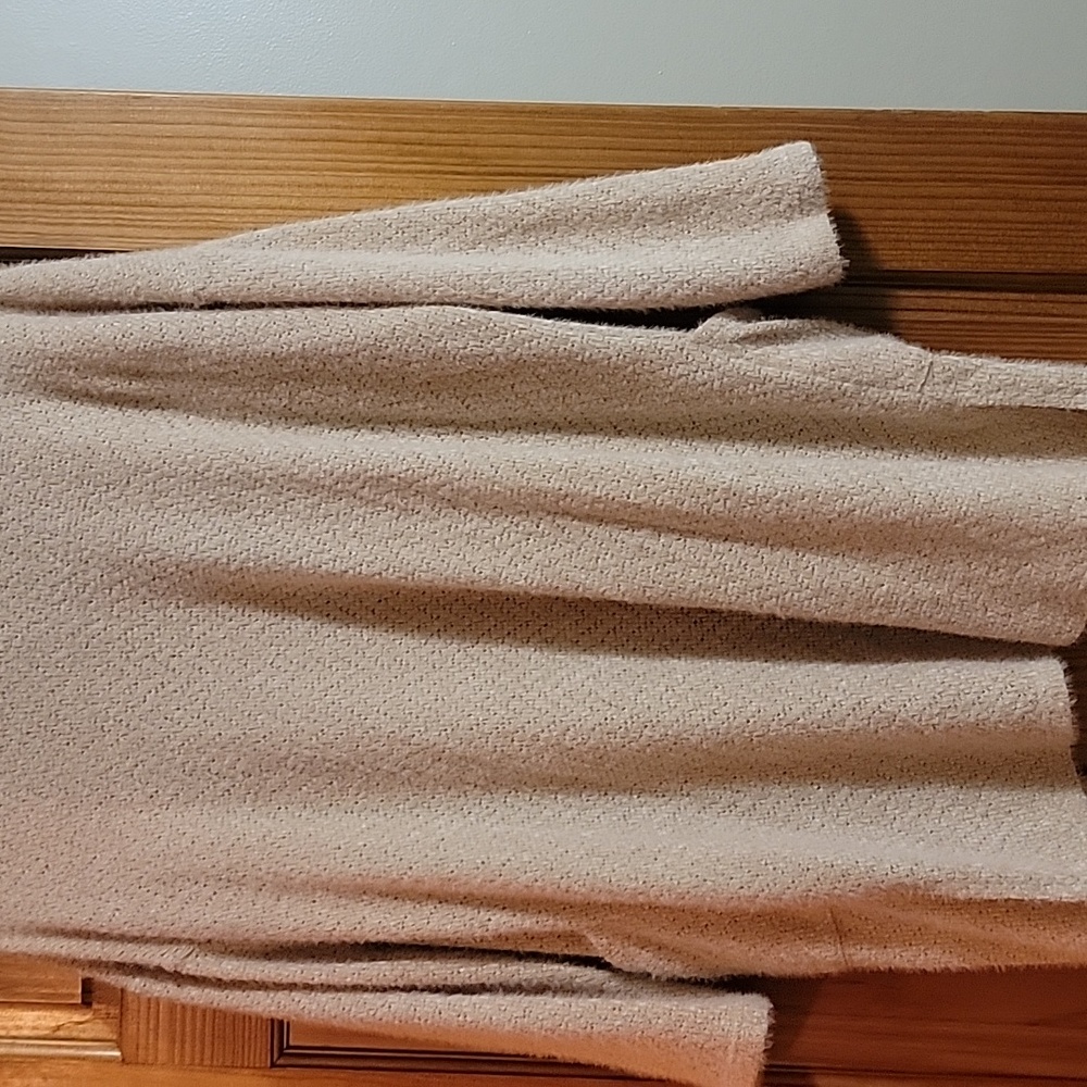 Cardigan - Picture 5 of 5
